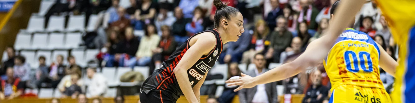 Sòlida victòria de l'Spar en el derbi català